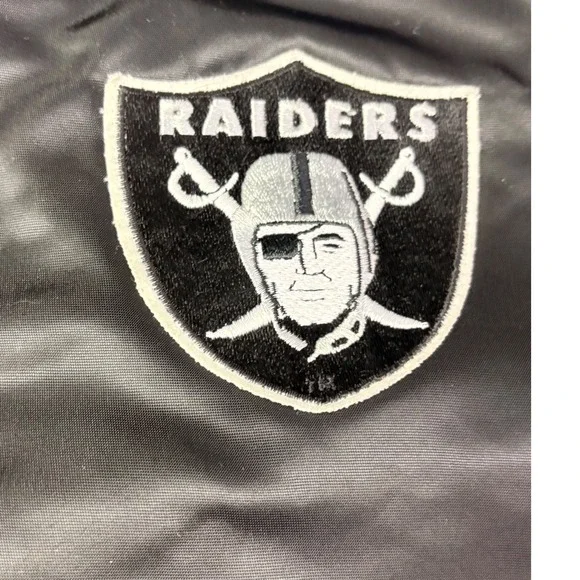 Chalk Line Oakland Raiders Satin Bomber Jacket  XL Black Silver Snap Front NFL - Picture 5 of 8